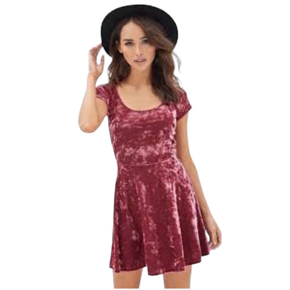 FOREVER 21 Mini Skater Dress, Pink Velvet Short Cap Sleeve Open Back Casual, S